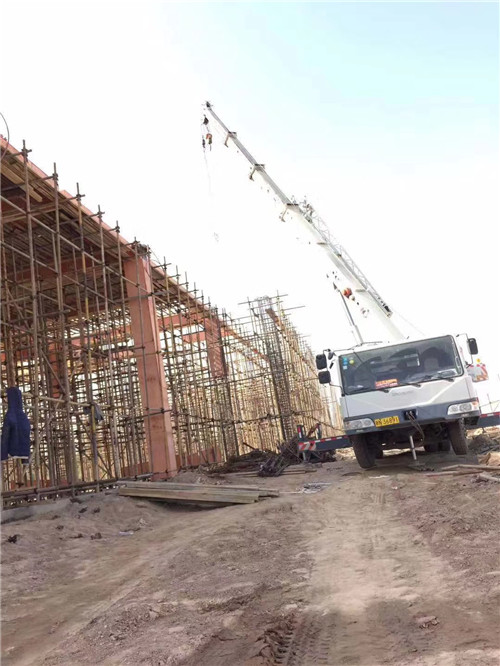 桑植县吊车作业的安全注意事项有哪些？